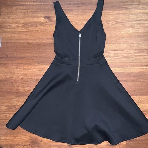 Abercrombie & Fitch Black Fit and Flare Dress Size XS - Picture 8 of 8